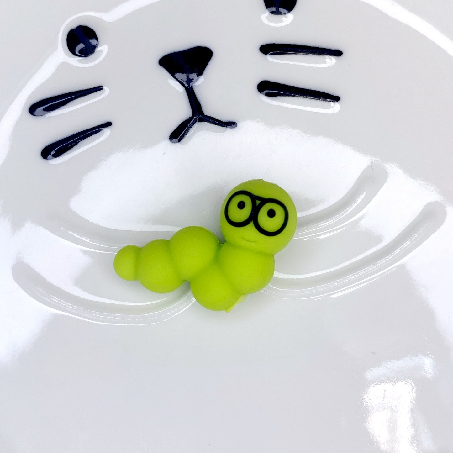 focal 3D caterpillar