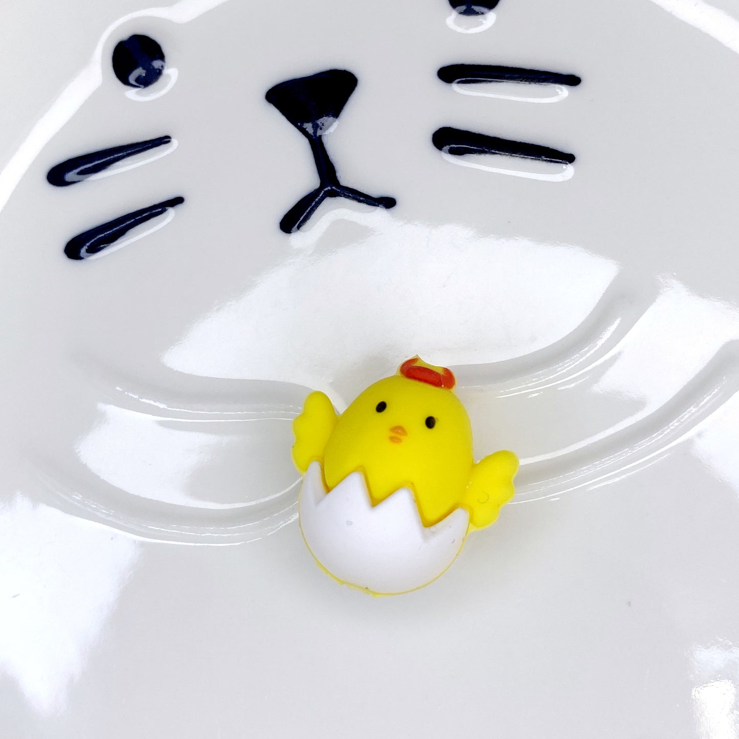 focal 3D chicken with shell